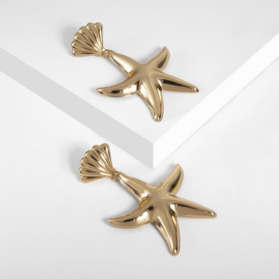 Cercei de dama in forma de stea in diferite culori