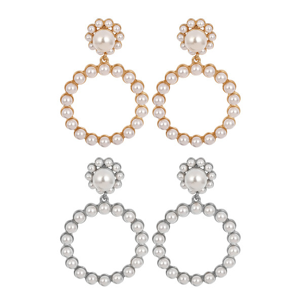 Modern női fülbevaló kerek formával és gyöngyökkel két színben