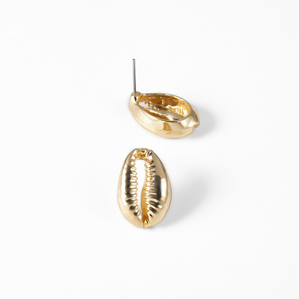 Alkalmi női fülbevaló kagyló formájú két színben