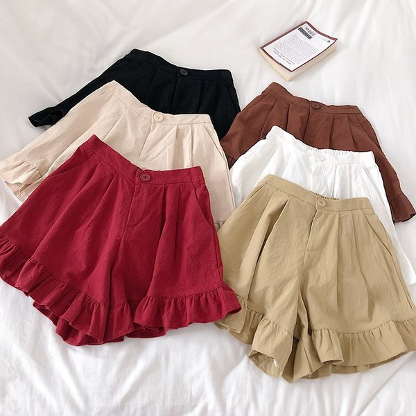 Pantaloni scurti de dama la moda in mai multe culori cu talie inalta