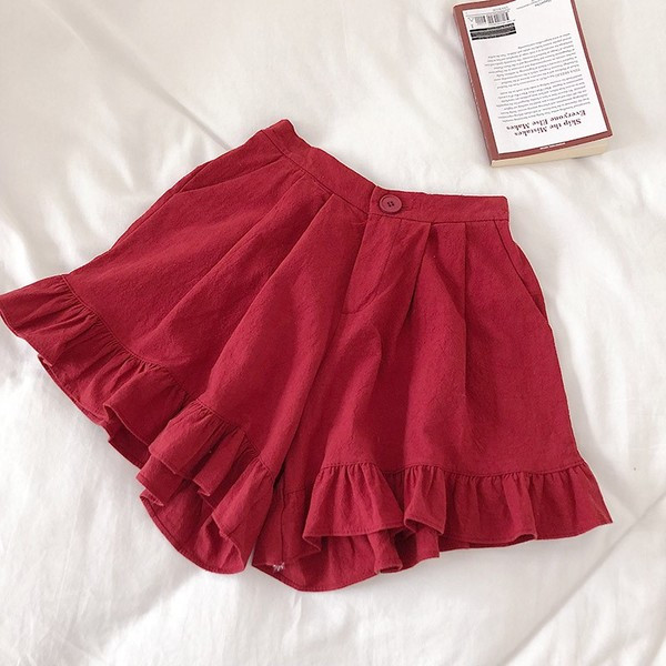 Pantaloni scurti de dama la moda in mai multe culori cu talie inalta