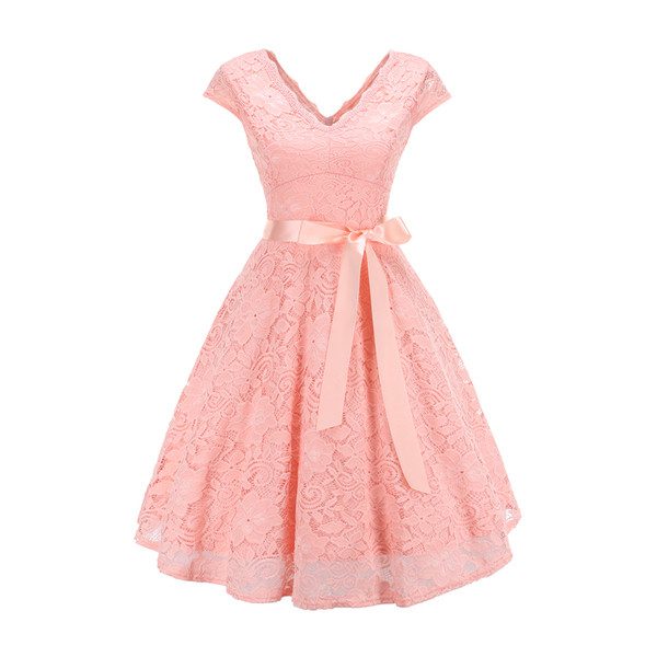 Stílusos női ruha rövid ujjal és csipkével több színben