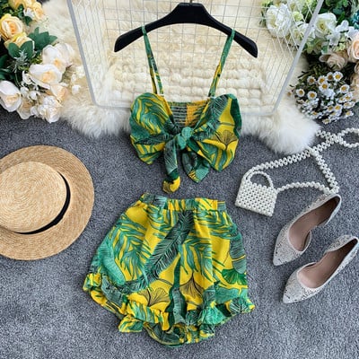 Κομψό και μοντέρνο γυναικείο σετ  με floral σχέδιο