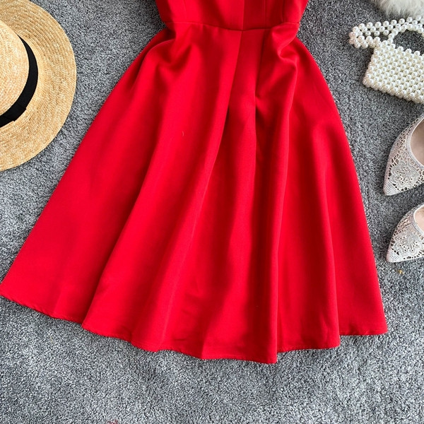 Rochie elegantă de damă, cu bretele subțiri, în negru și roșu