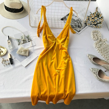 Rochie de dama din catifea de culoare galbena