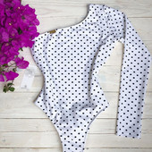 Νέο μοντέλο μαγιό με ένα μανίκι σε άσπρο χρώμα