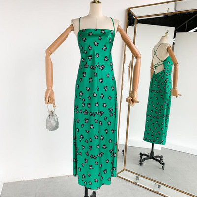 Rochie moderna de dama lunga cu bretele subtiri de culoare verde