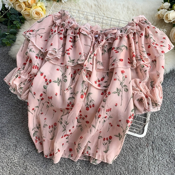 Rózsaszín virágmintás női blúz