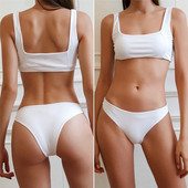 Μοντέρνο γυναικείο μαγιό  σε λευκό χρώμα