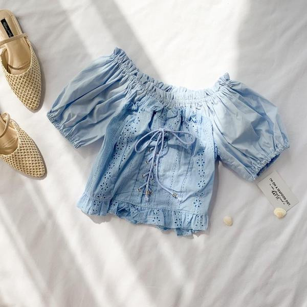 Bluză de damă modernă cu dantelă și mâneci scurte