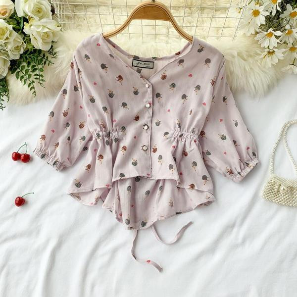 Cămașă de damă cu decolteu în V și nasturi în mai multe culori