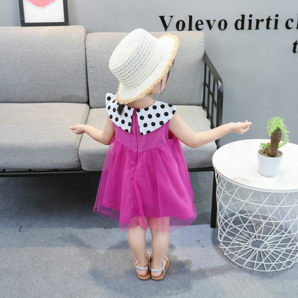 Rochie modernă pentru copii croiată în două culori cu tul