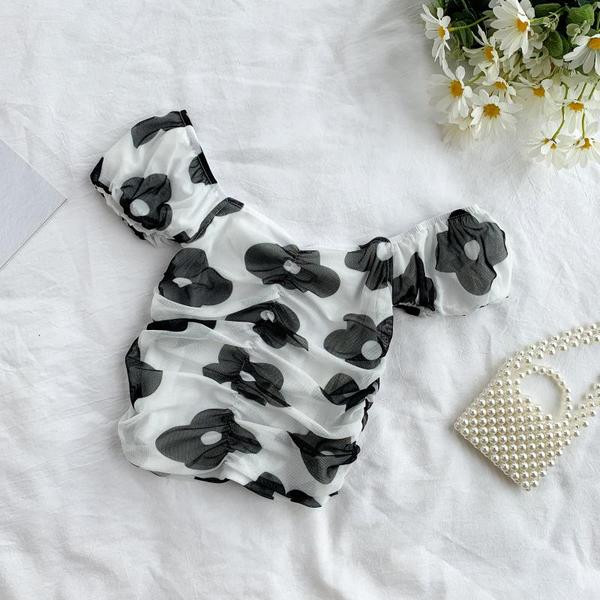 Bluză de damă modernă cu mâneci scurte în trei culori