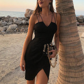 Rochie eleganta de dama Model subtire cu bretele subtiri de culoare neagra