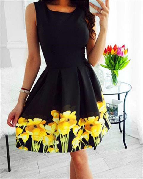 Rochie moderna de dama cu motiv floral in negru