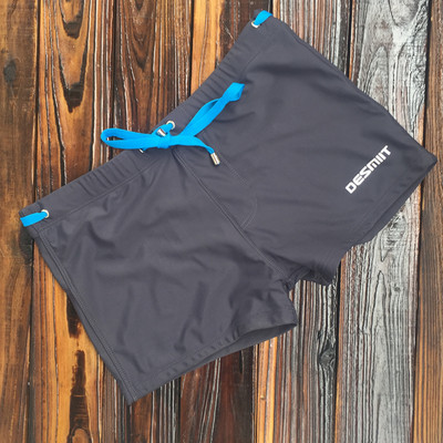 Μοντέρνο ανδρικό μαγιό μποξεράκια με διάφορα χρώματα