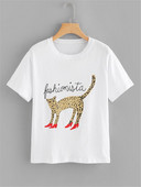 Tricou de damă cu aplicație și mâneci scurte în alb