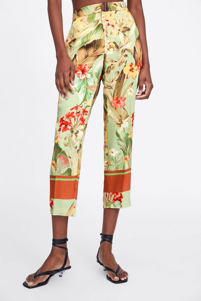 Pantaloni eleganti de dama cu lungime 7/8 si talie inalta cu model floral