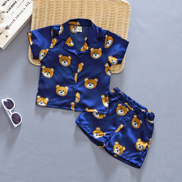 Pijamale pentru copii în două culori în două părți pentru băieți