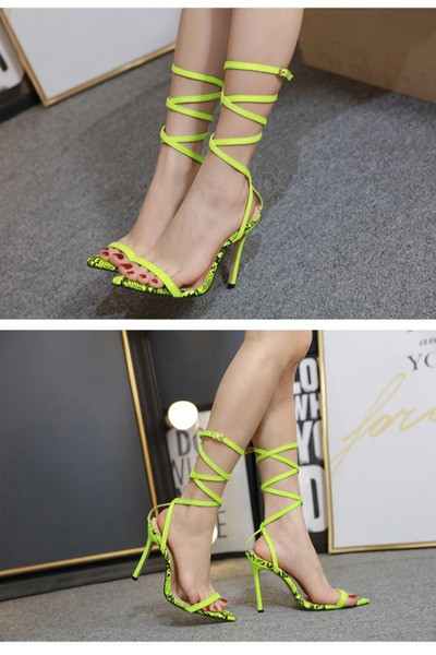 Sandale moderne de damă cu toc înalt în negru și verde