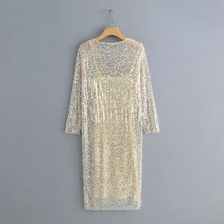 Stílusos női ruha V-nyakú, hosszú ujjú flitterekkel