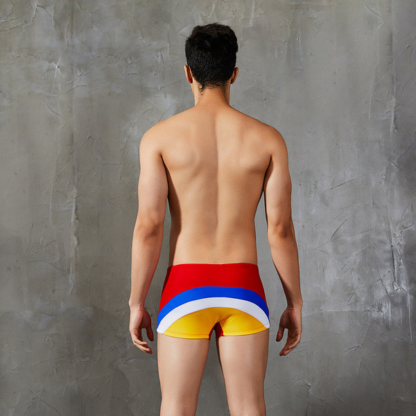 Costum de baie tip boxer barbati cu model colorat