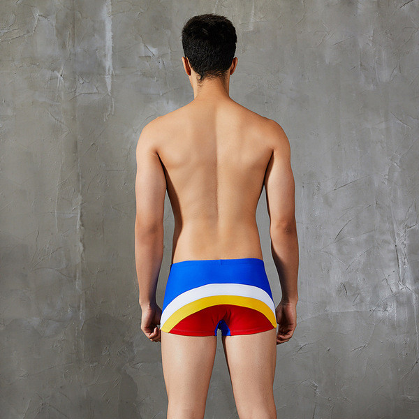 Costum de baie tip boxer barbati cu model colorat