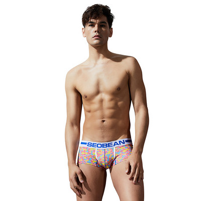 Modern férfi fürdőruha színes hercegekkel, két színben