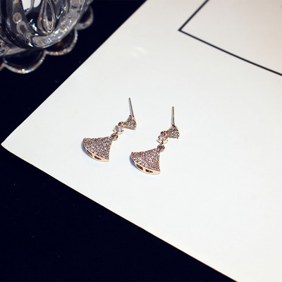 Cercei eleganti de dama - in doua culori cu pietre