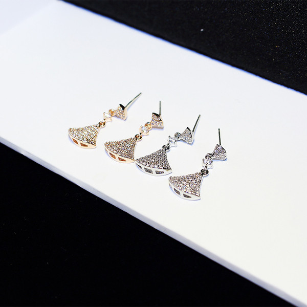 Cercei eleganti de dama - in doua culori cu pietre