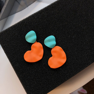 Cercei actuali dama - in mai multe culori