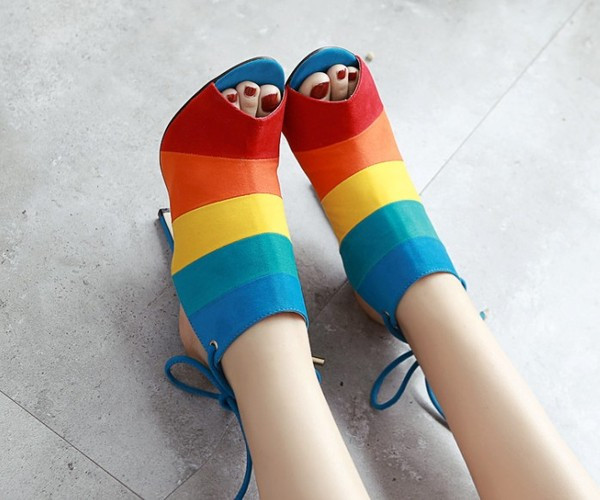 Sandale de damă cu toc și șireturi în două culori