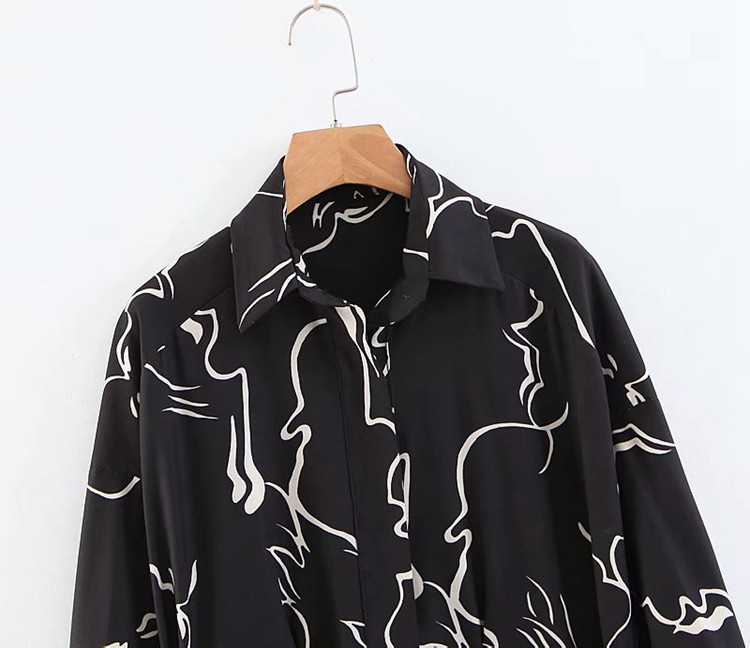 Rochie de damă de actualitate cu mâneci lungi și curea în talie