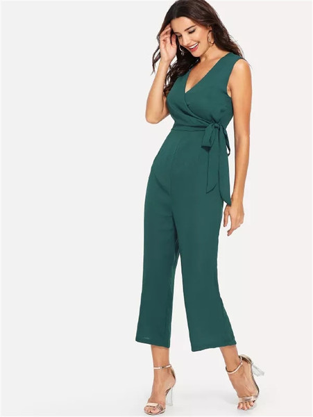 Salopeta de dama cu decolteu in V de culoare verde