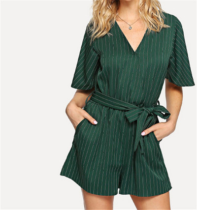 Γυναικεία μοντέρνα ολόσωμη φόρμα  ριγέ  με ζώνη σε πράσινο χρώμα