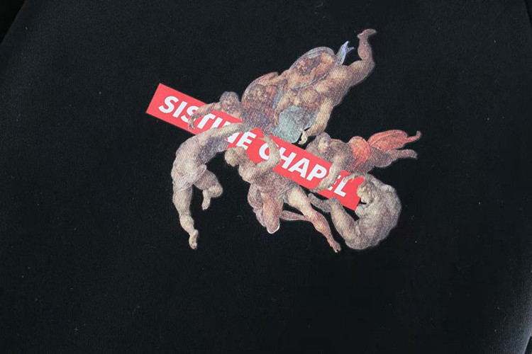 Hanorac modern de dama cu maneci lungi de culoare neagra si aplicatie