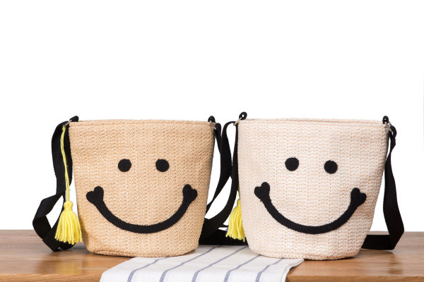 Geanta de dama de zi cu zi cu aplicatie in doua culori