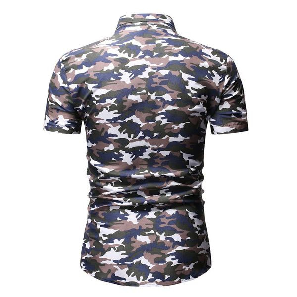 Cămașă bărbați Model slim cu mâneci scurte și motiv de camuflaj