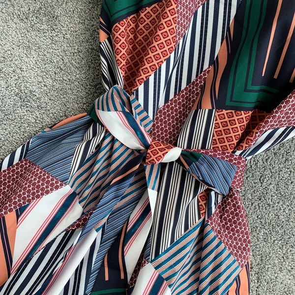 Rochie de dama colorata cu bretele subtiri