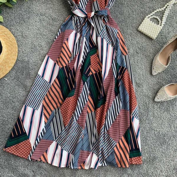 Rochie de dama colorata cu bretele subtiri