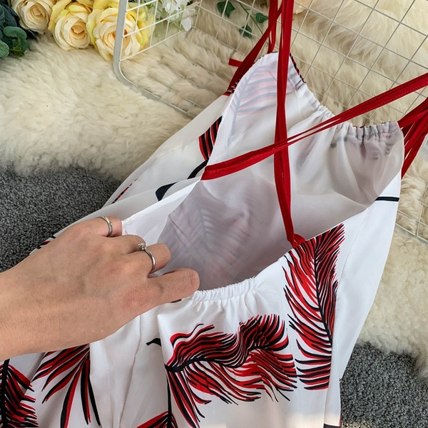 Rochie de dama cu fanta si bretele subtiri