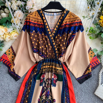 Rochie de dama cu model colorat si maneci lotus