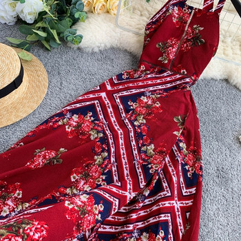 Modern női ruha virágmintával