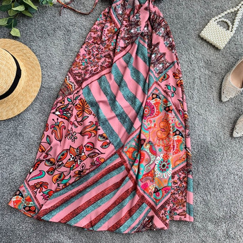 Цветна дамска дълга рокля с тънки презрамки