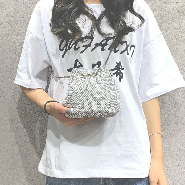 Napi női táska fémlánccal, három színben