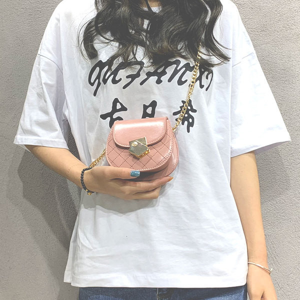 Modern női táska fémlánc eco bőrből néhány óra alatt