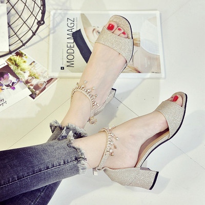 Pantofi moderni de dama cu toc in doua culori cu un element stralucitor