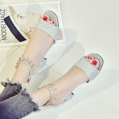 Pantofi moderni de dama cu toc in doua culori cu un element stralucitor