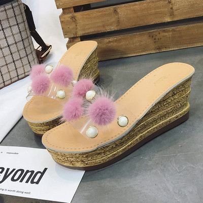 Κομψές γυναικείες γυναικείες παντόφλες με ψηλή πλατφόρμας σε τρία χρώματα