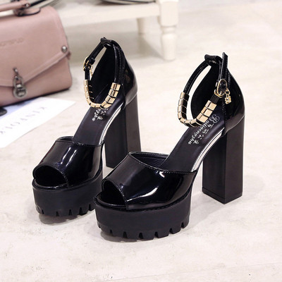 Pantofi de dama extravaganti cu toc in trei culori